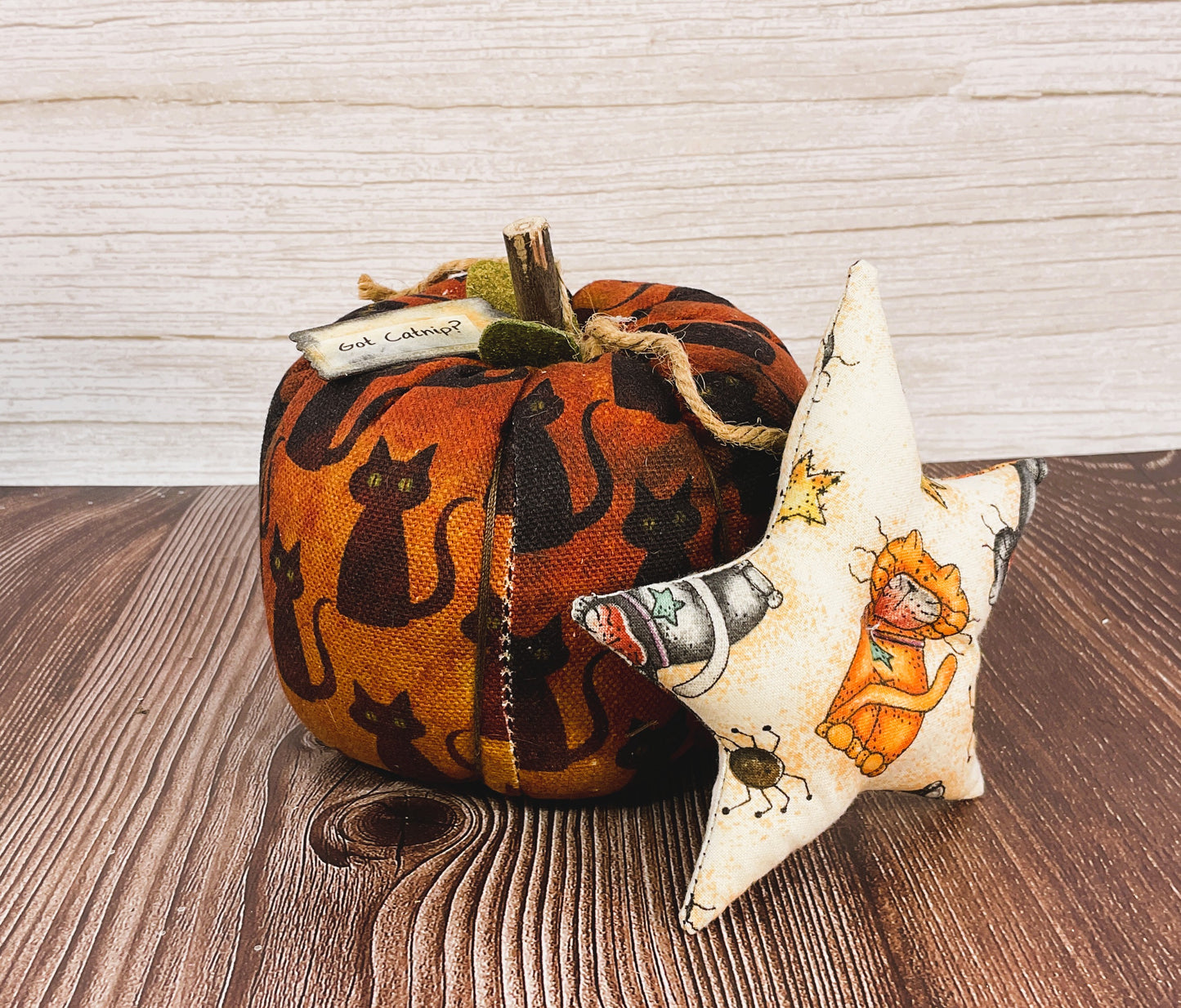 AGSD Halloween Decor - Fabric Black Cat Catnip Pumpkin with Mini Star Pillow