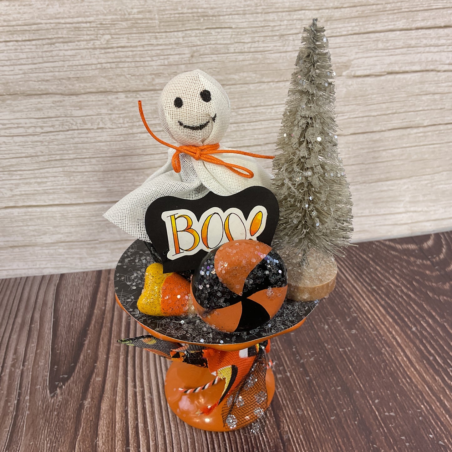 AGSD Halloween Decor - Boo Ghost Figurine on Small Ceramic Stand