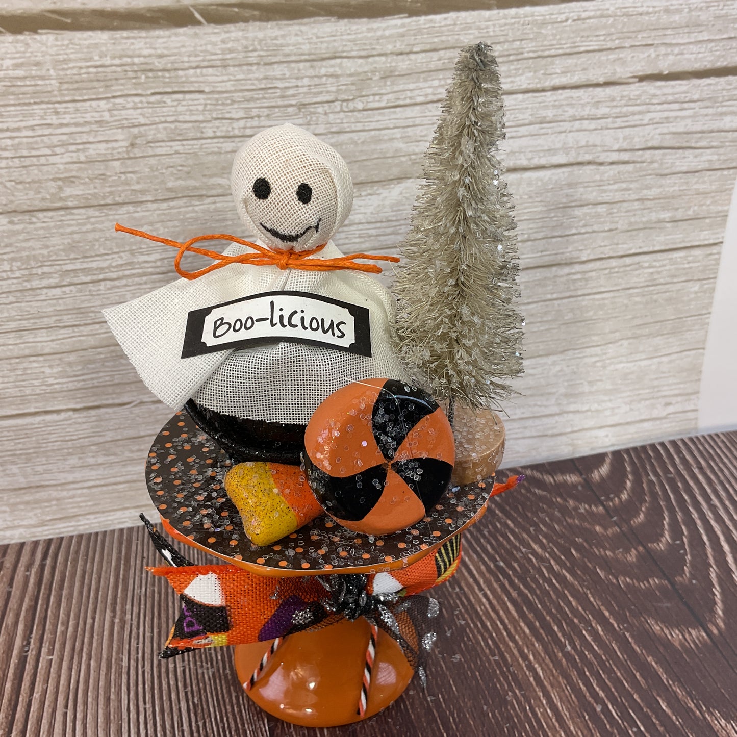 AGSD Halloween Decor - Boo-licious Ghost Figurine on Small Ceramic Stand