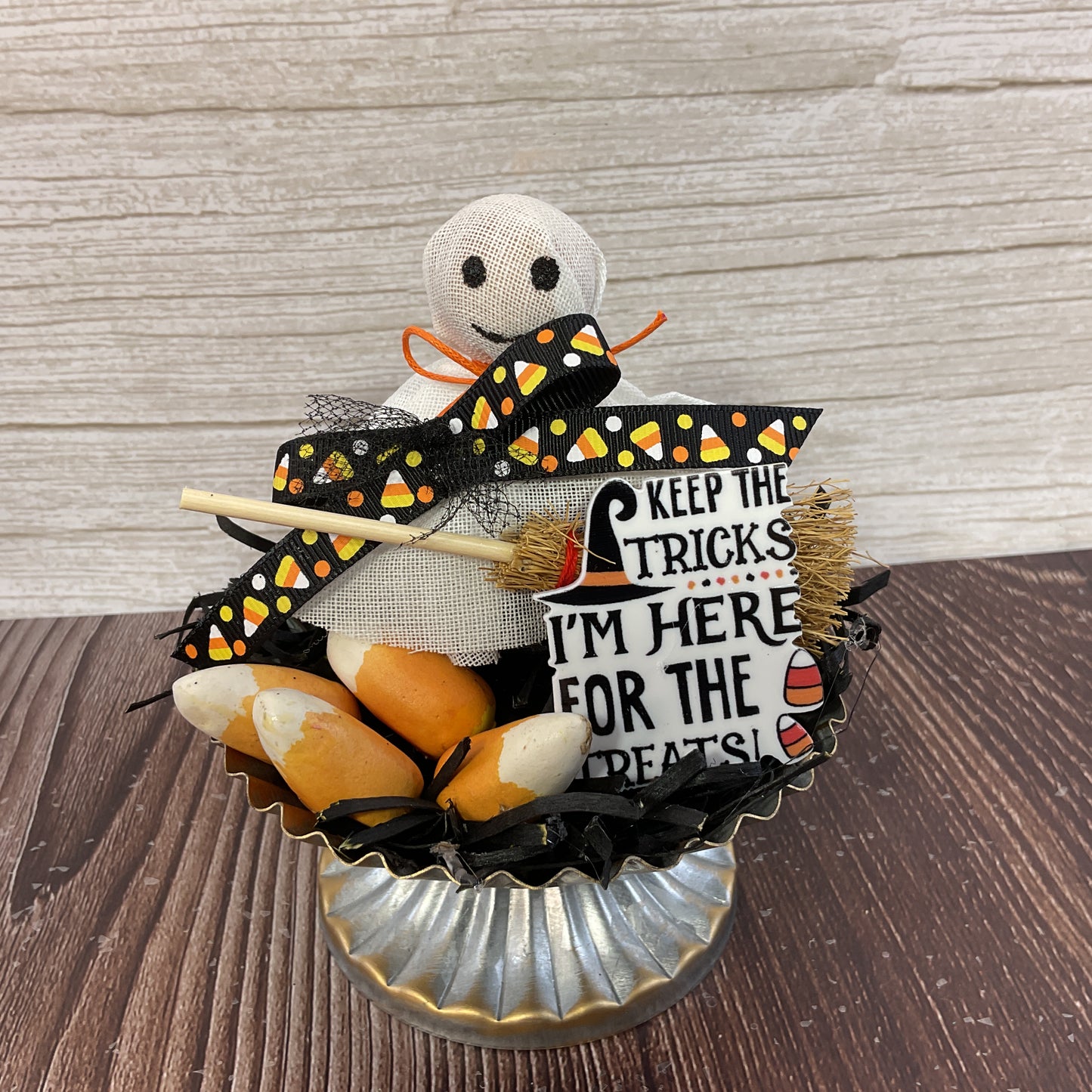 AGSD Halloween Decor - Treats Ghost Figurine on Small Galvanized Stand