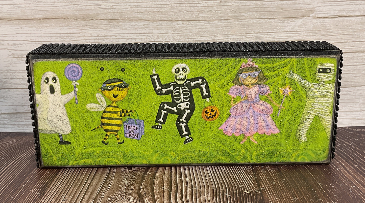 AGSD Halloween Decor - Colorful Kids in Costume Long Box Signs 2pc Set