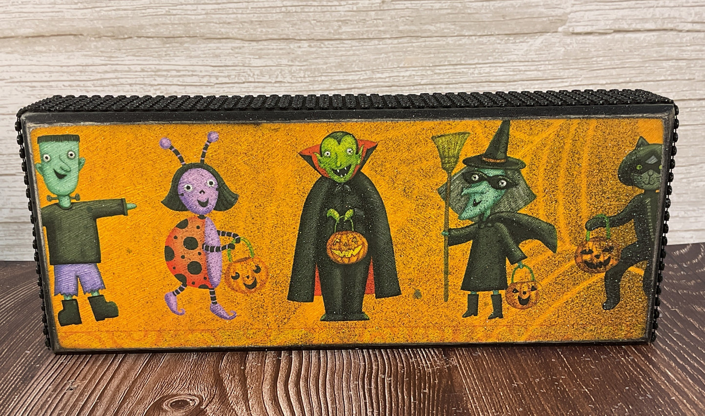 AGSD Halloween Decor - Colorful Kids in Costume Long Box Signs 2pc Set