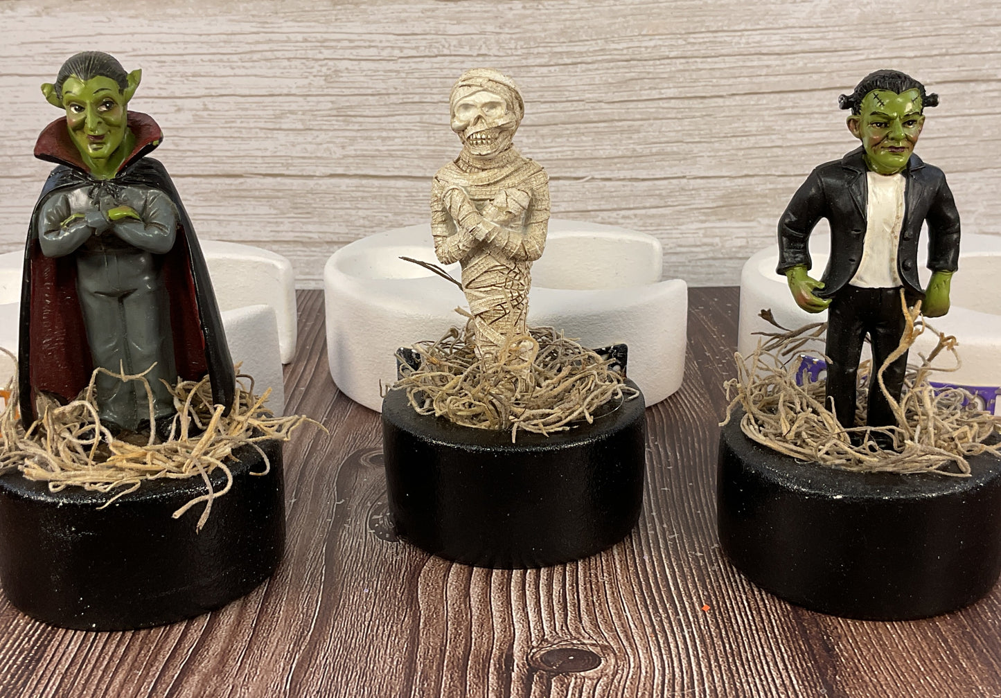AGSD Halloween Decor - Resin Moon Mummy Vampire Monster LED Tealights Set