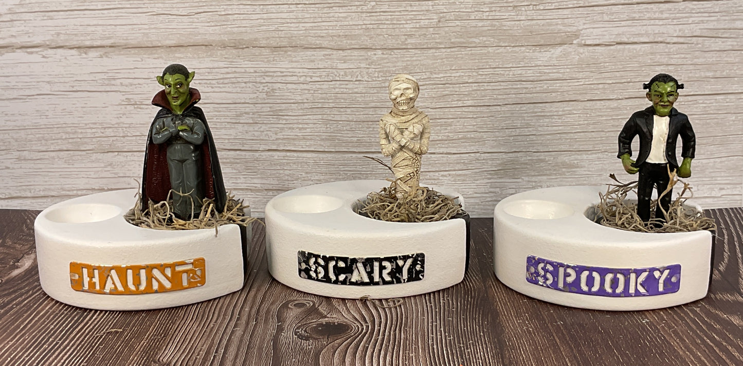 AGSD Halloween Decor - Resin Moon Mummy Vampire Monster LED Tealights Set