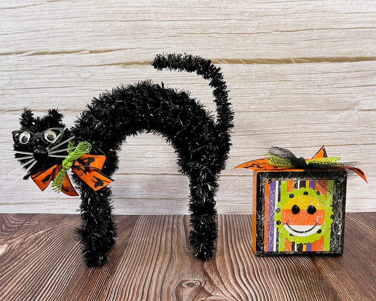 AGSD Halloween Decor - Small Tinsel Black Cat Happy Face Sign Tier Tray 2pc Set
