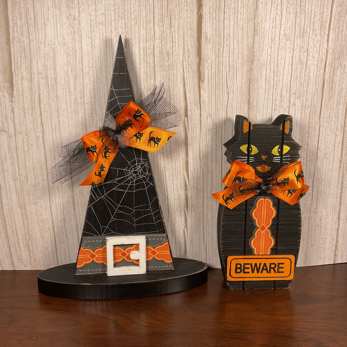 AGSD Halloween Decor - Witch Hat Black Cat Candy Lollipop and Sign 4pc Set