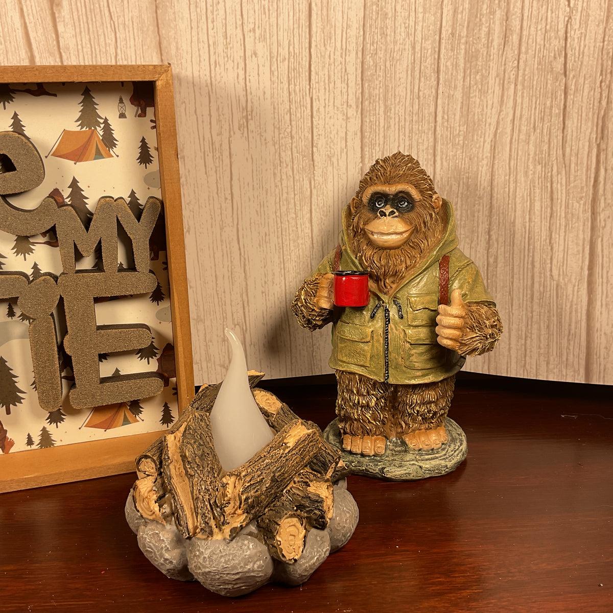 AGSD Home Decor - Hiking Bestie Bigfoot Novelty Figurine LED Camp Fire & Sign