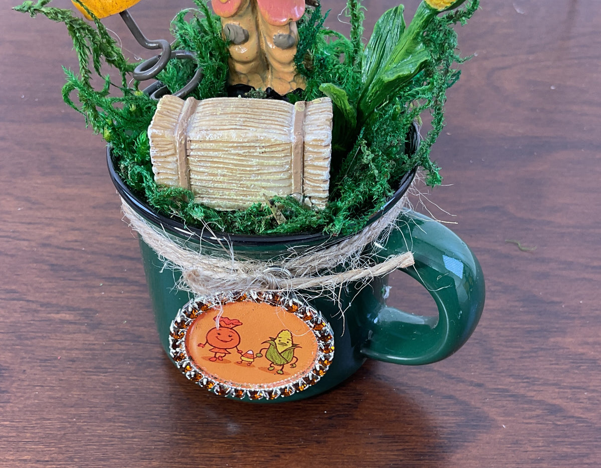AGSD Halloween Fall Home Decor - Candy Corn Scarecrow Mini Mug Display