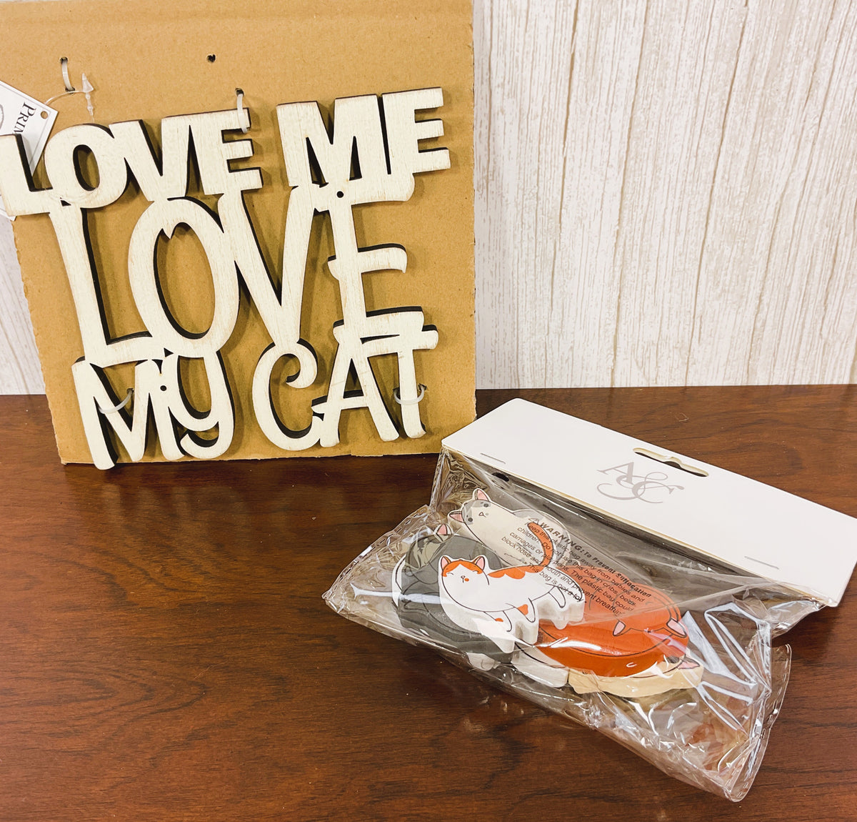 PBK Adams Pet Theme Decor - Love Me Love My Cat Wood Sign and Charms BUNDLE