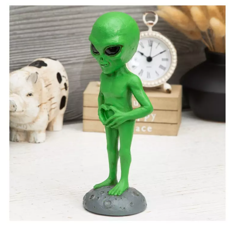 HL Home Decor - Green Alien Bobble Wobble Head Resin Figurine