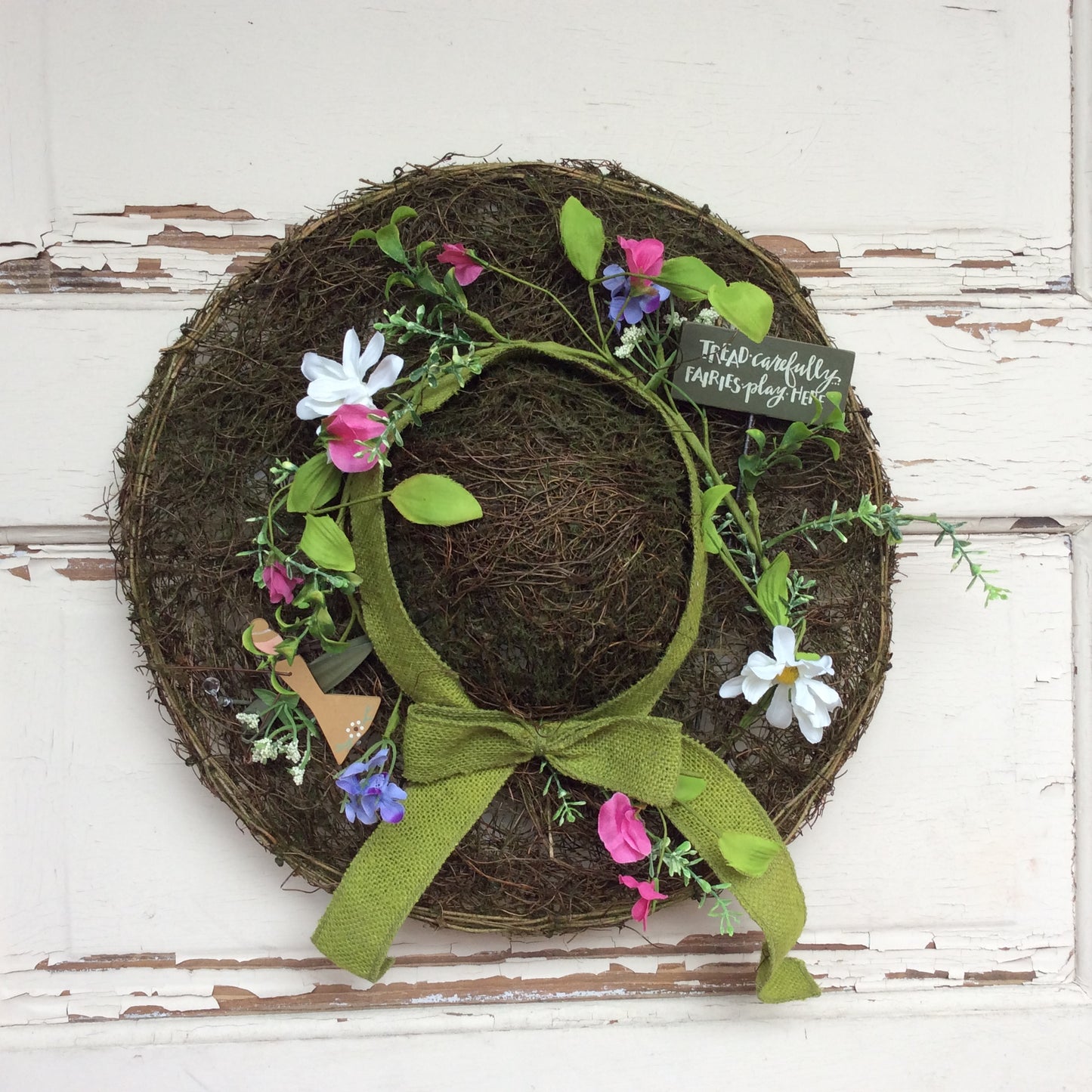 AGD Spring Decor -Fairies Play Here Grapevine Twig Flower Bonnet Hat Wreath