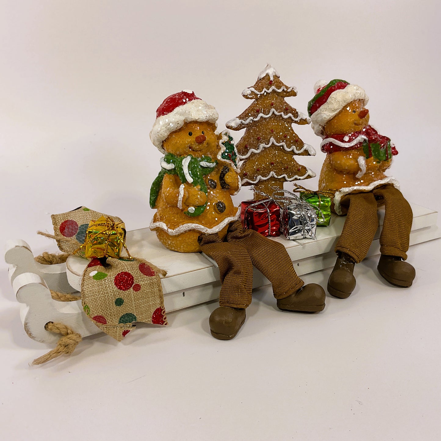 AGSD Gingerbread Snowmen and Tree on Sled