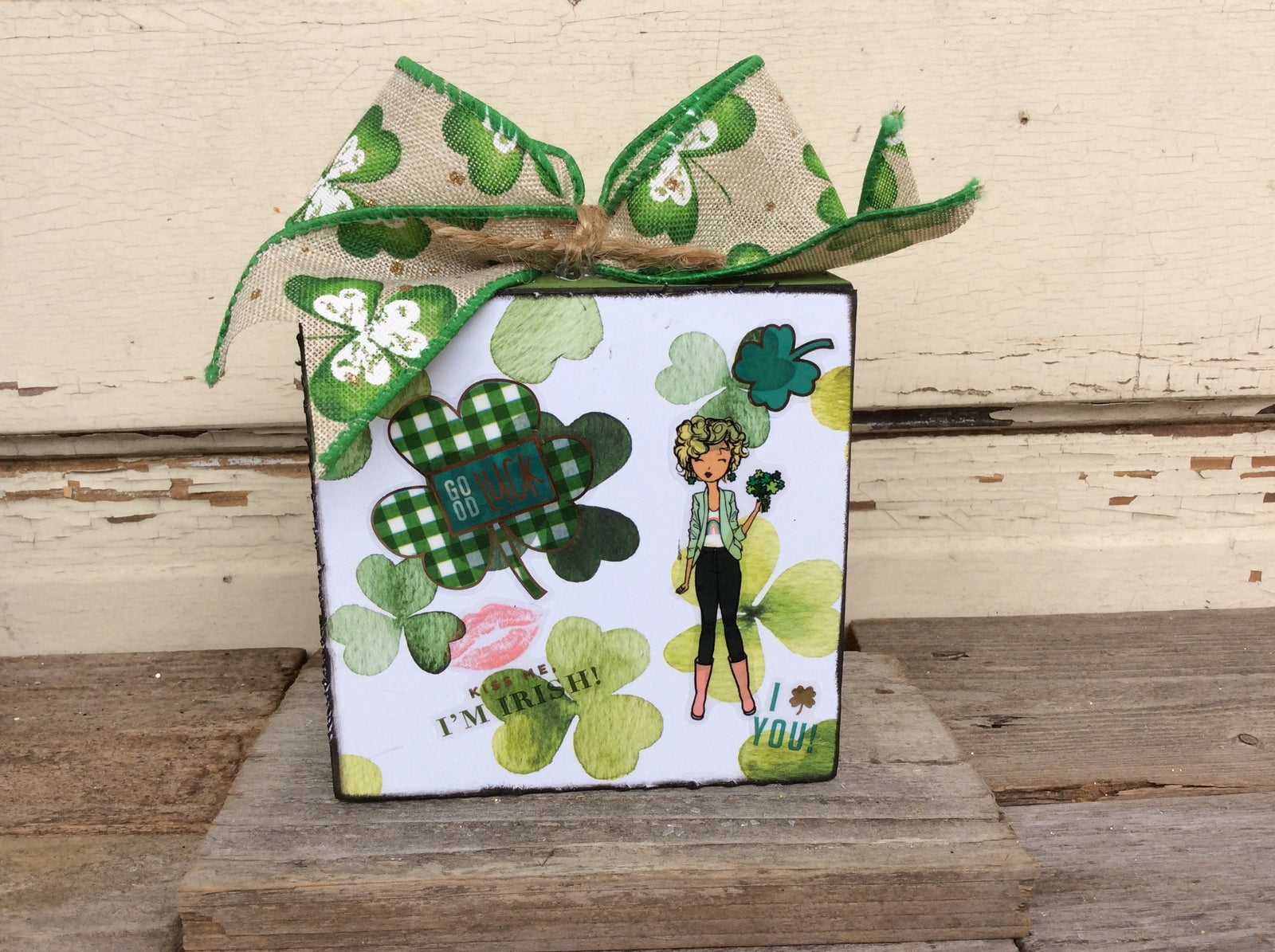 AGD St Patrick's Decor - I Shamrock You Kiss Me Good Luck Box Sign