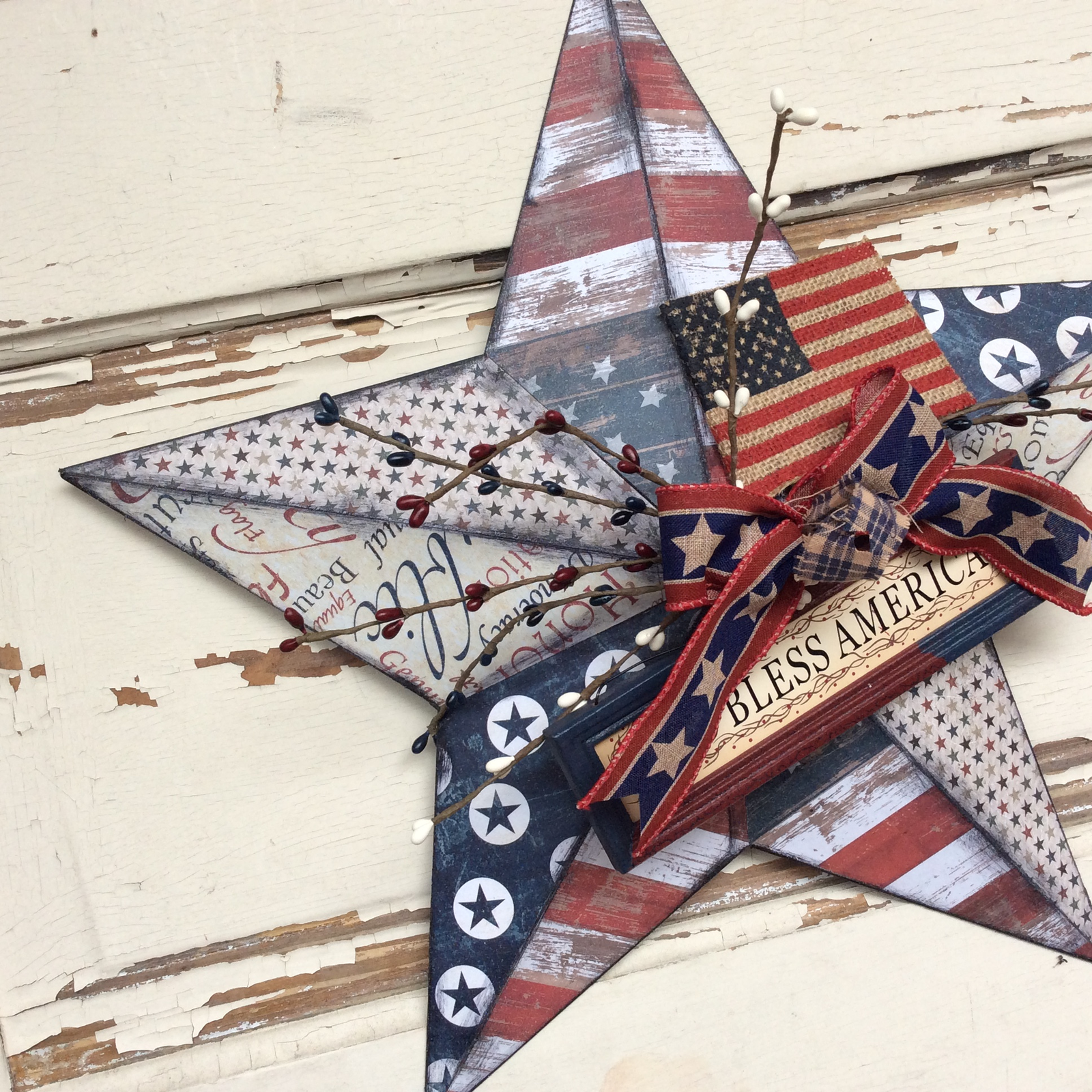 AGD Patriotic Decor - God Bless America Prim Distressed 3-D Metal Star