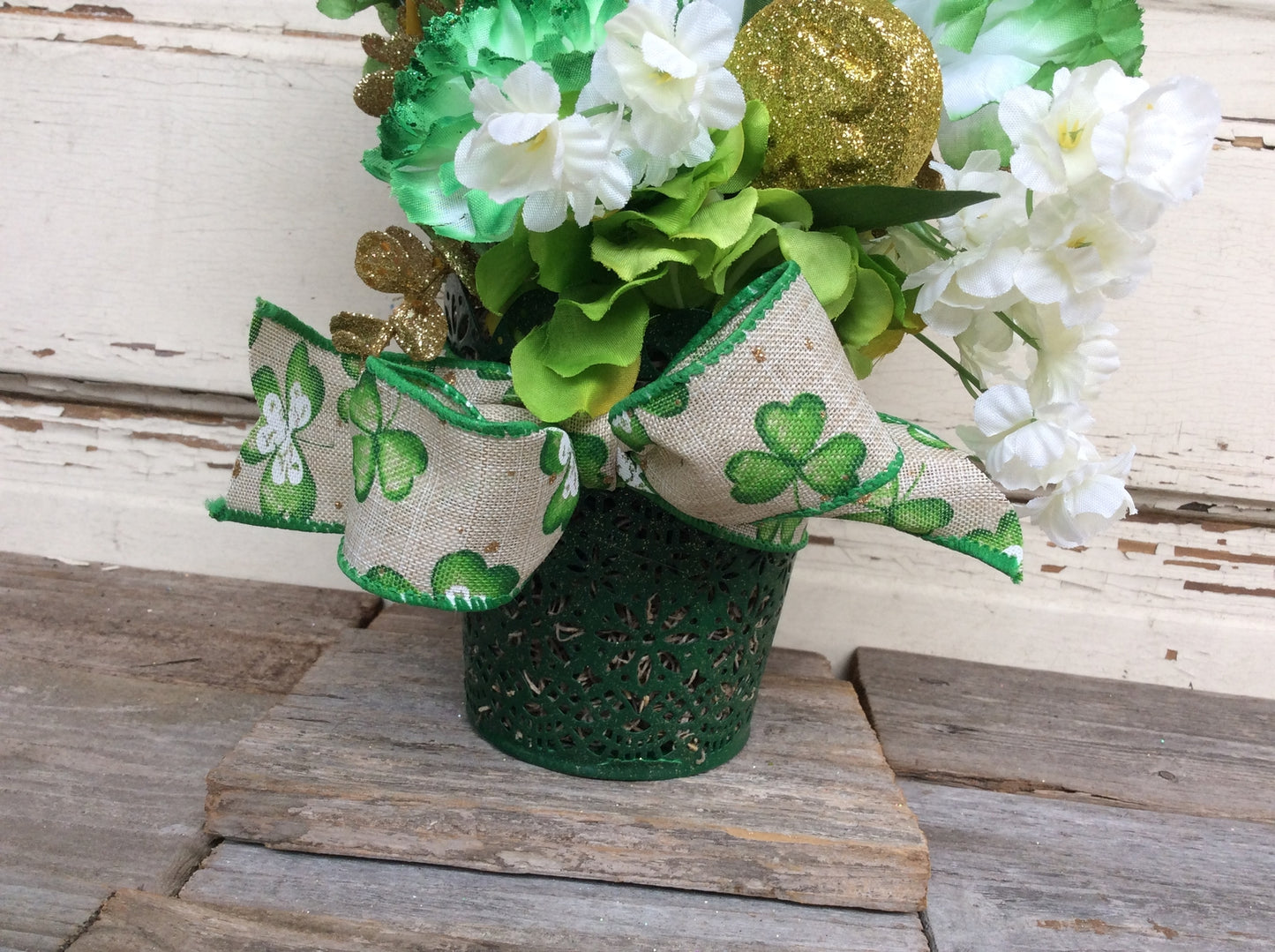 AGD Saint Patrick's Decor  – Faith Hope Love Floral Potted Centerpiece