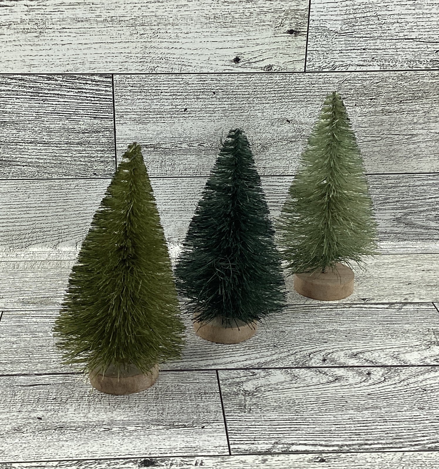 AGD Christmas Decor - Prim Merry Christmas Children Kids Nativity Set