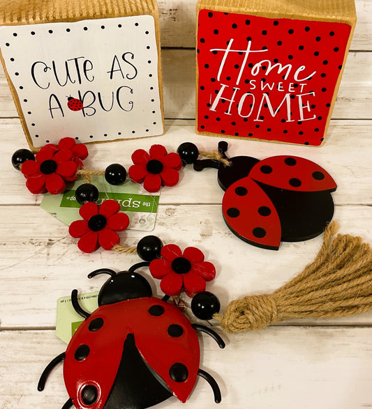 HL Spring Decor - Ladybug Summer Tier Tray Decor 4pc Set
