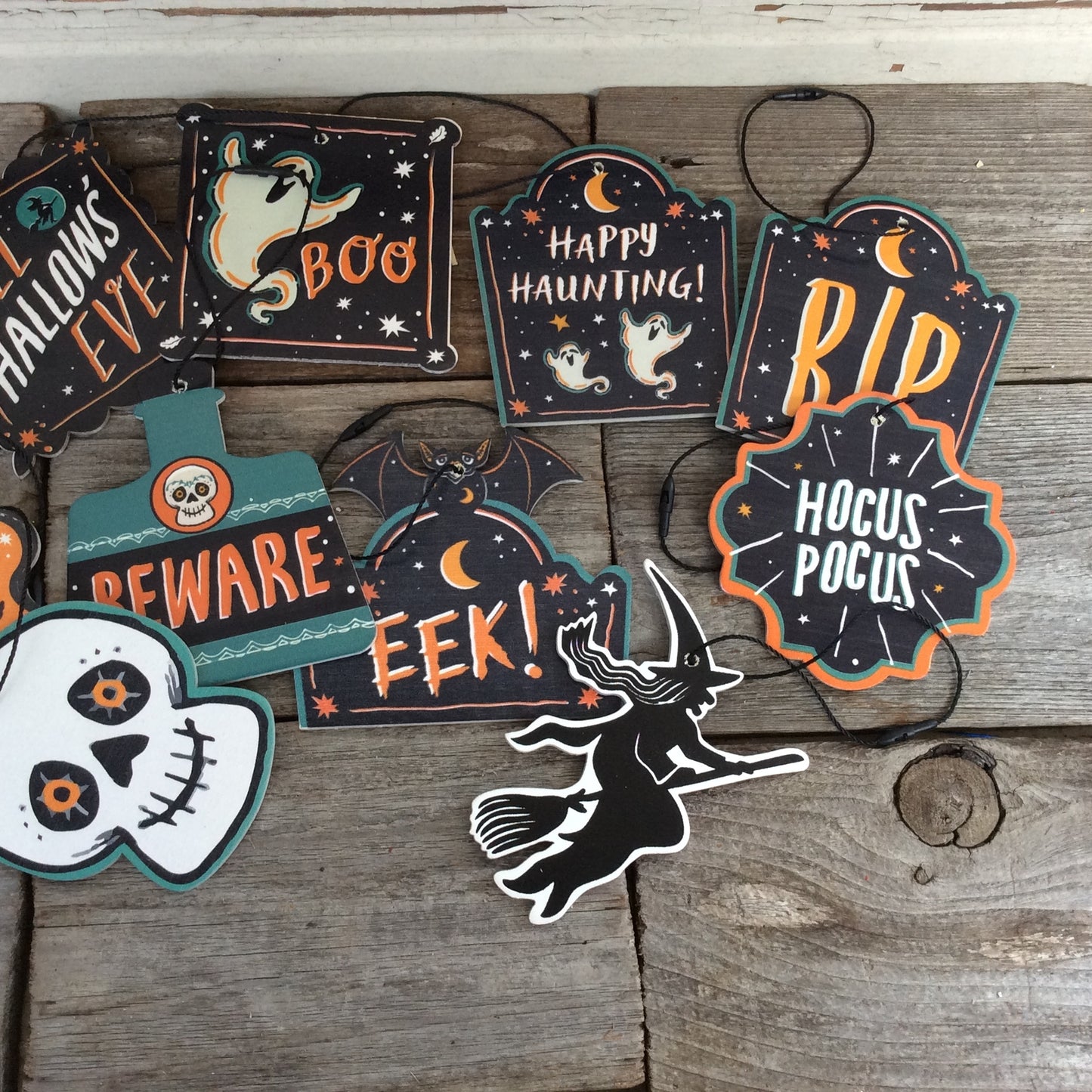 AGD Halloween Decor - Wood Icon Die Cut Ornaments 13pc Set