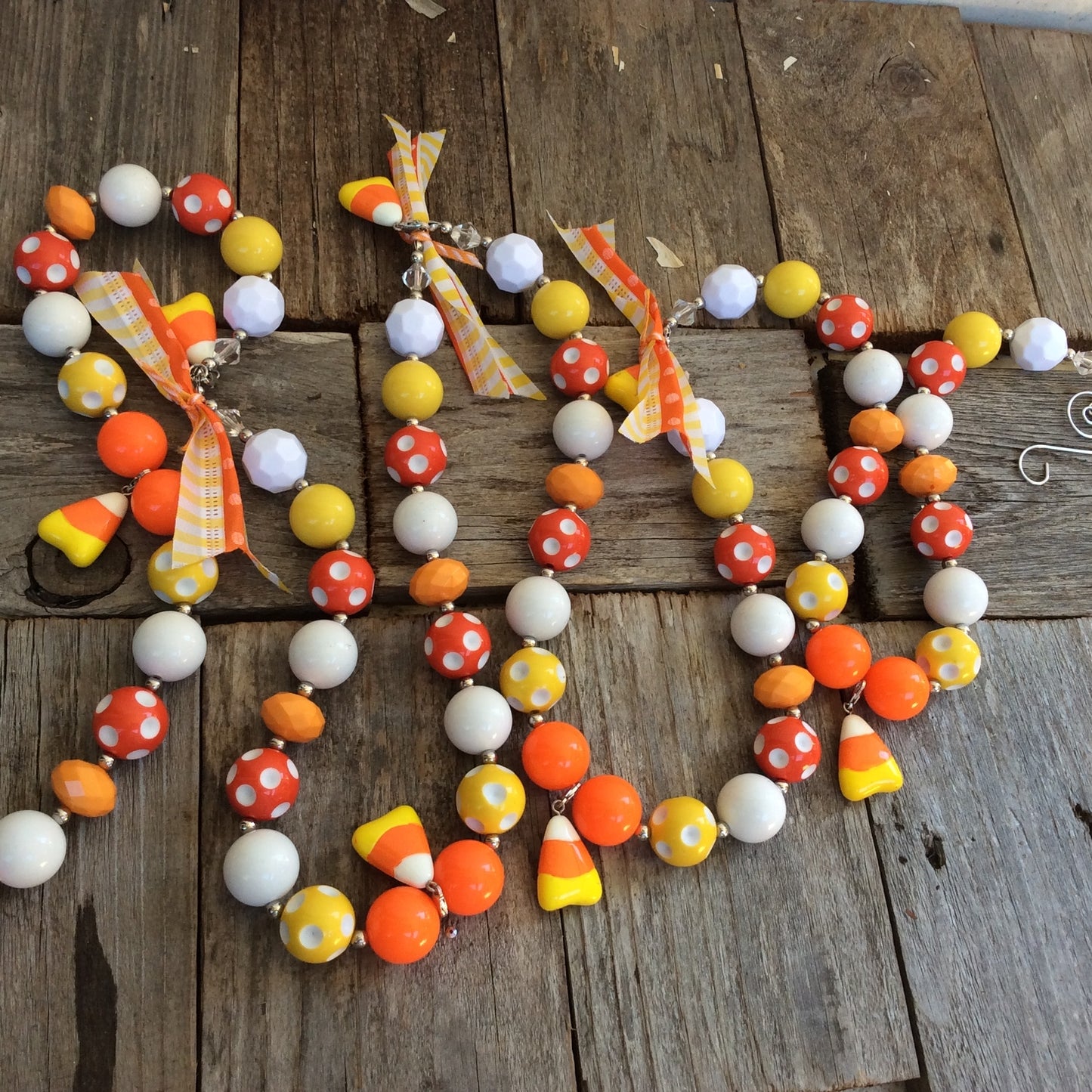 AGD Halloween Decor – Candy Corn Chunky Bead String Garland #17-711/01