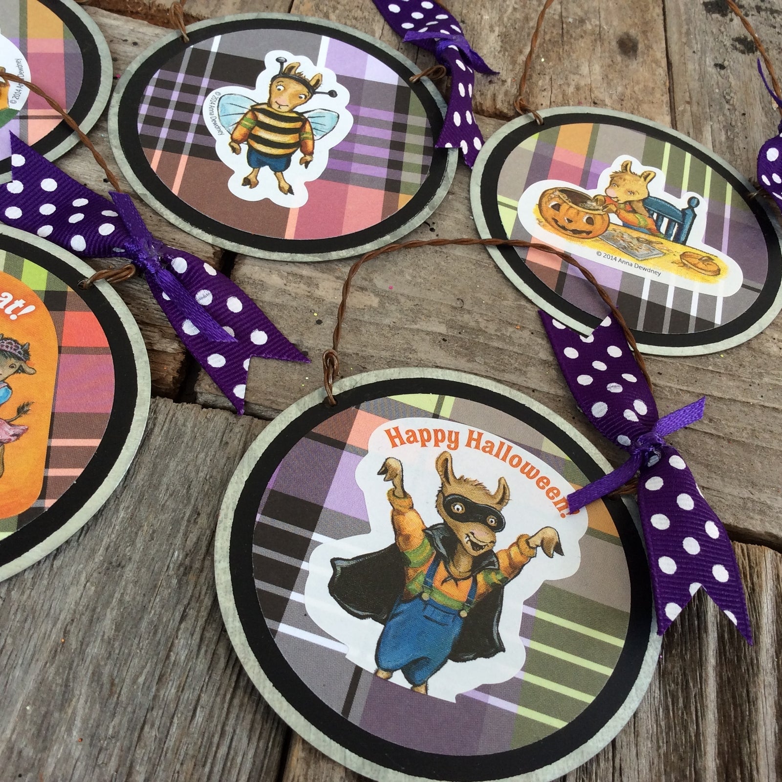 AGD Halloween Decor - Llama Costume Disc Ornaments 5pc Set