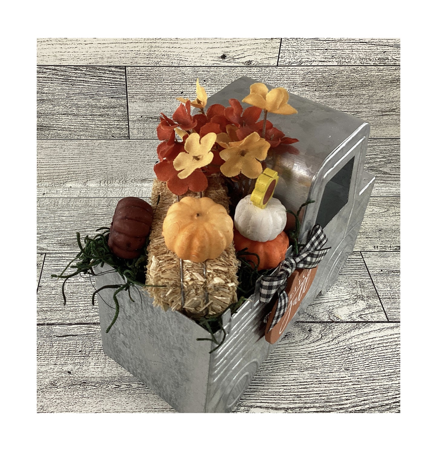 AGD Fall Decor - Pumpkin Metal Truck Rolling Pin Booth Ladder Tier Tray