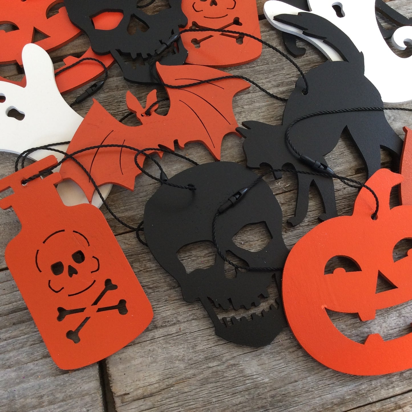 AGD Halloween Decor - Wood Icon Die Cut Ornaments 12pc Set