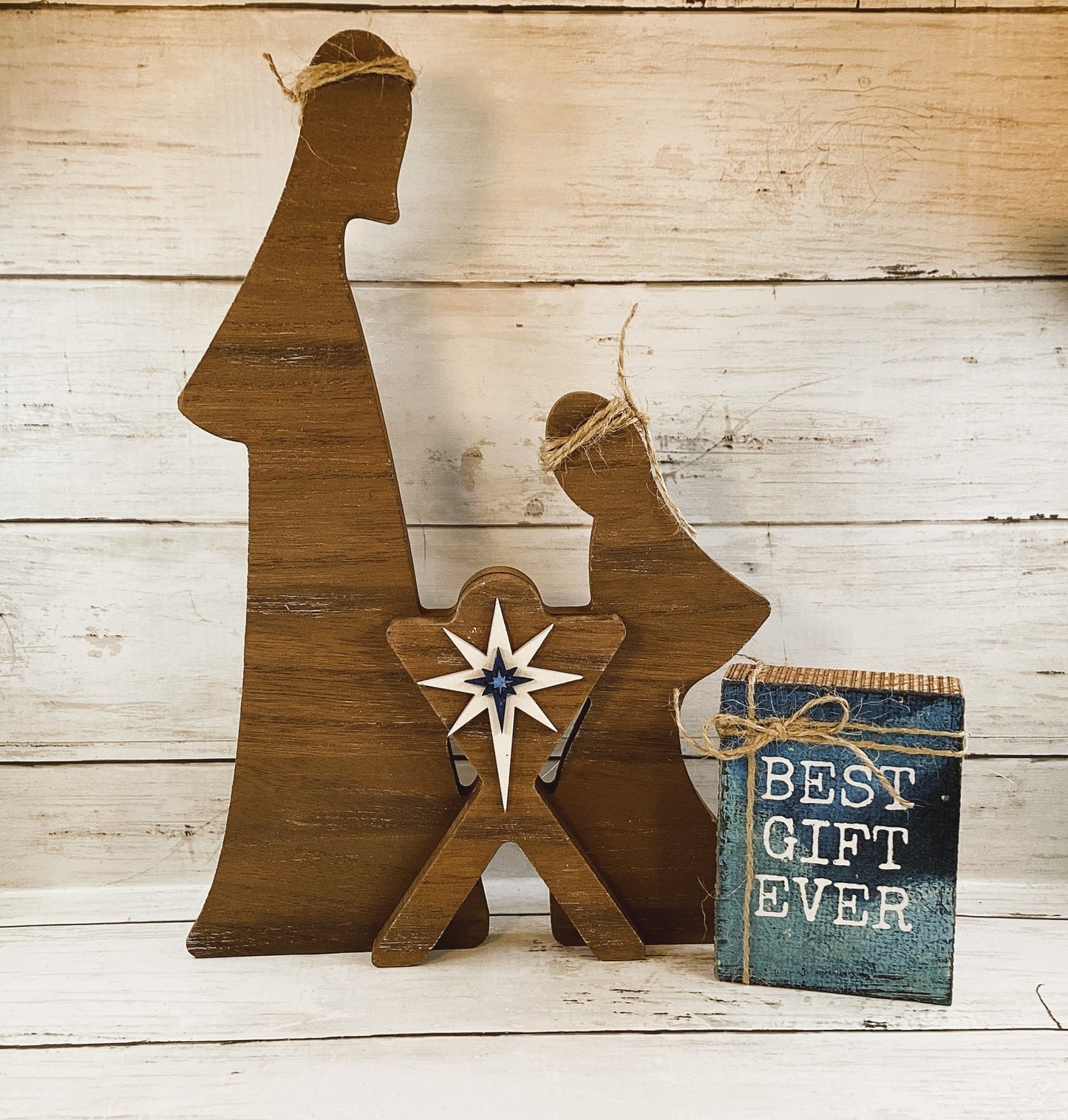 AGD Christmas Decor - Large Farmhouse Nativity Holy Family Manger Scene