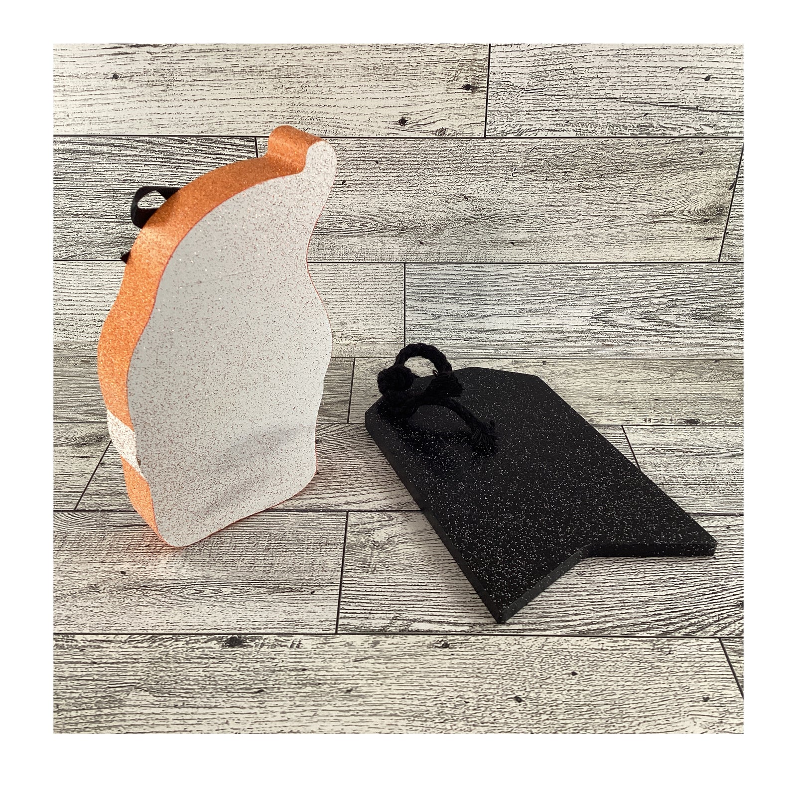 AGD  Halloween Decor - Candy Corn Gnome Sweet Ornament Sign 2pc Set