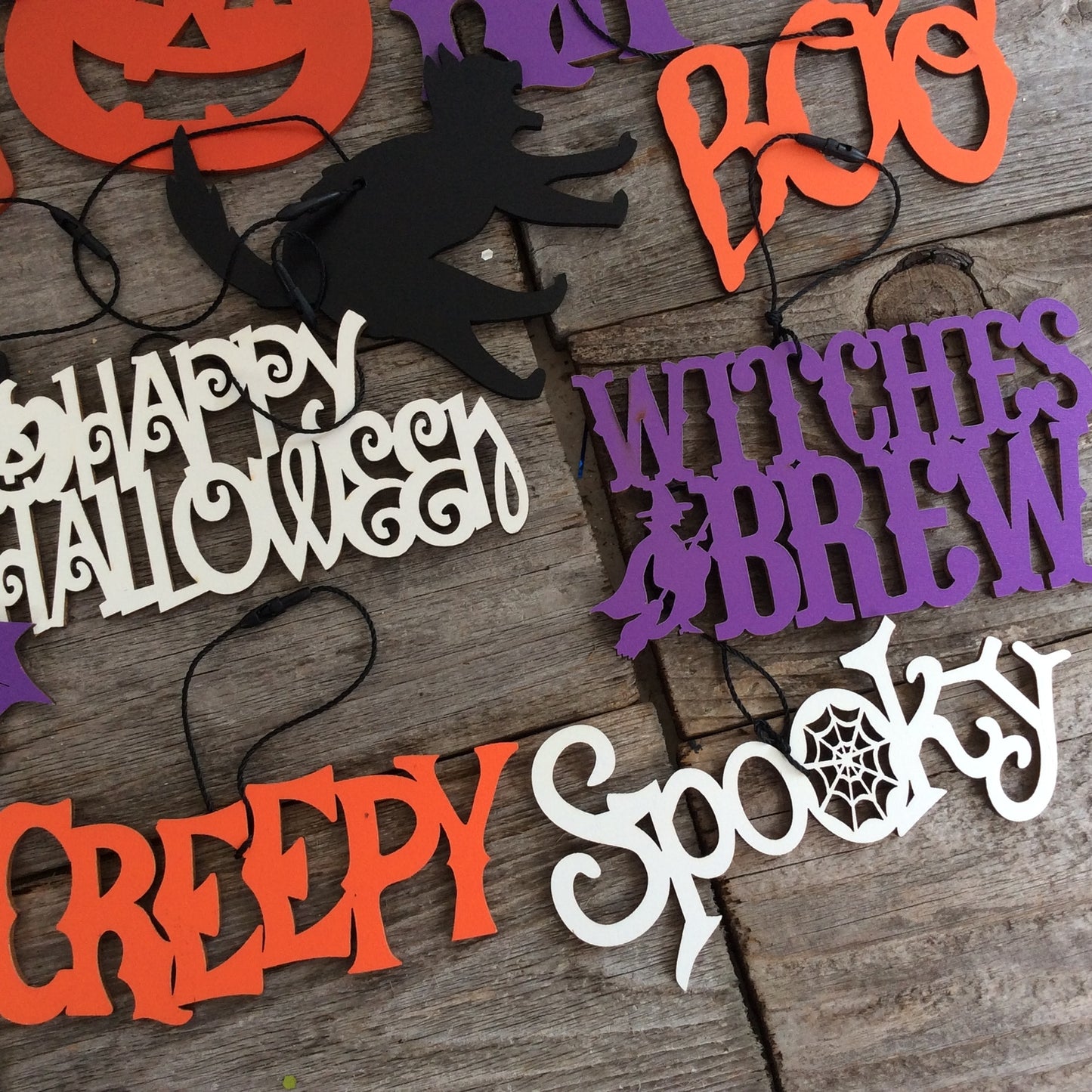 AGD Halloween Decor - Wood Icon & Words Die Cut Ornaments 15pc Set