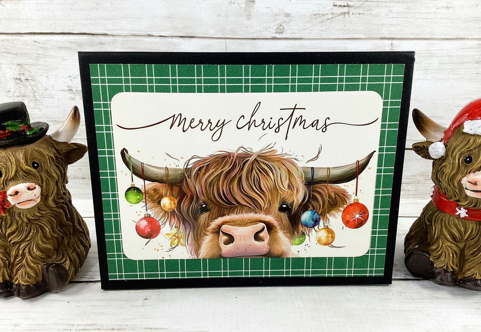 AGD Christmas Decor - Resin Scottish Highland Cow Couple Figurines 3pc Set