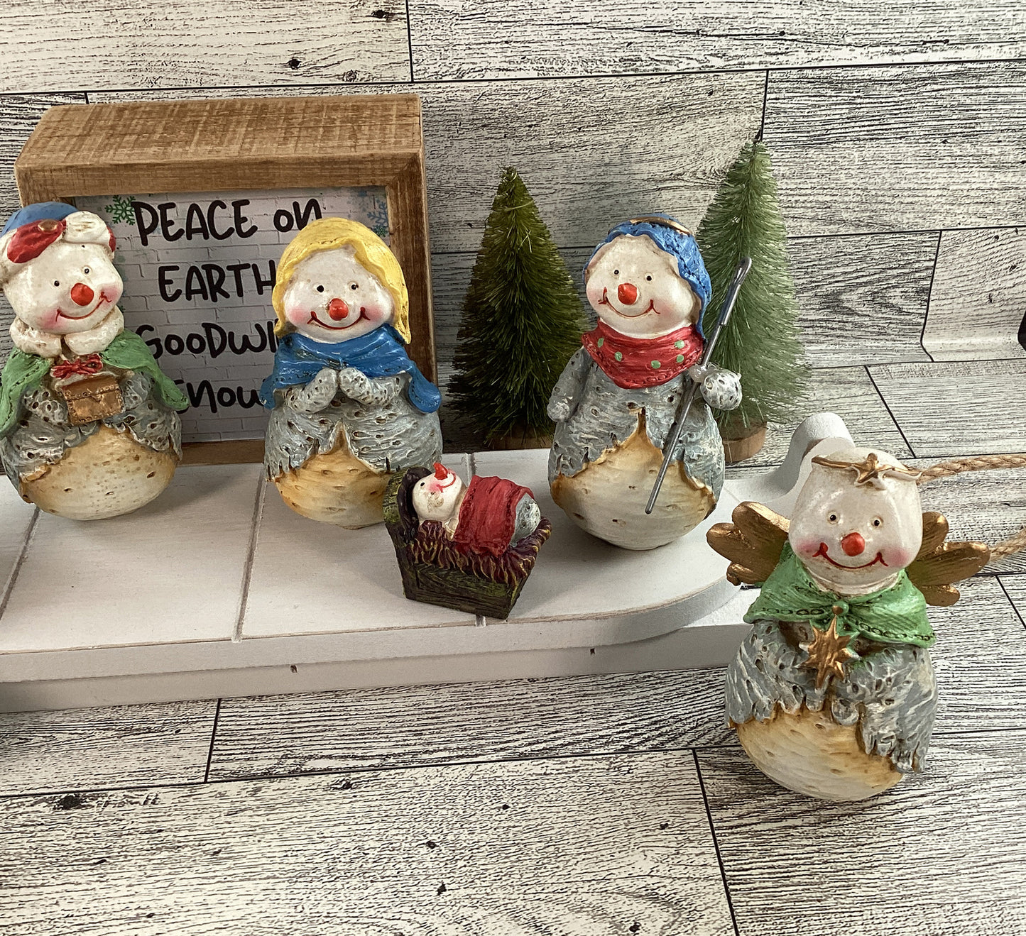 AGD Christmas Decor - Peace on Earth Goodwill Snowmen Nativity SLED Set