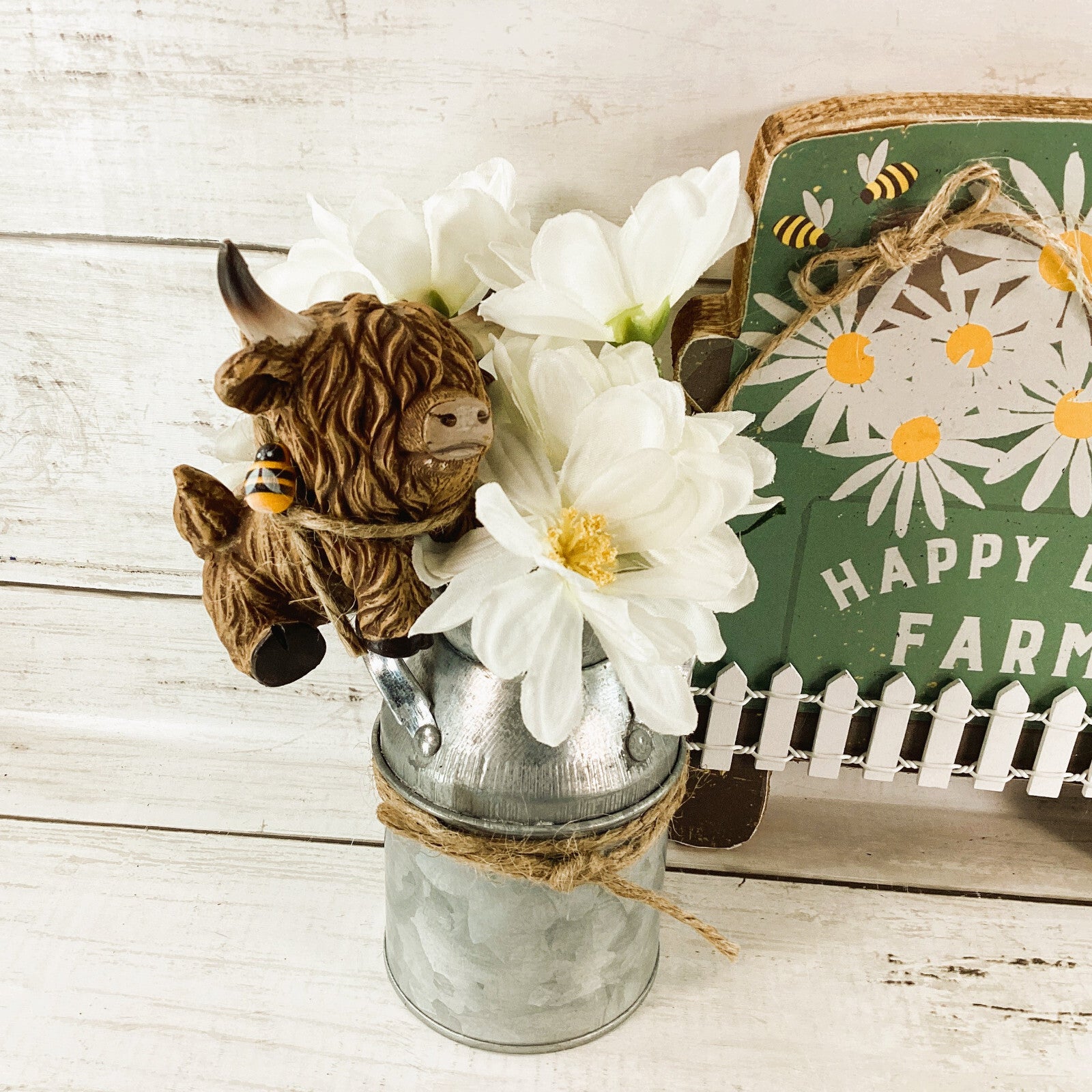 AGD Spring Decor - Happy Farm Sunny Daisy Highland Cow 2pc Set