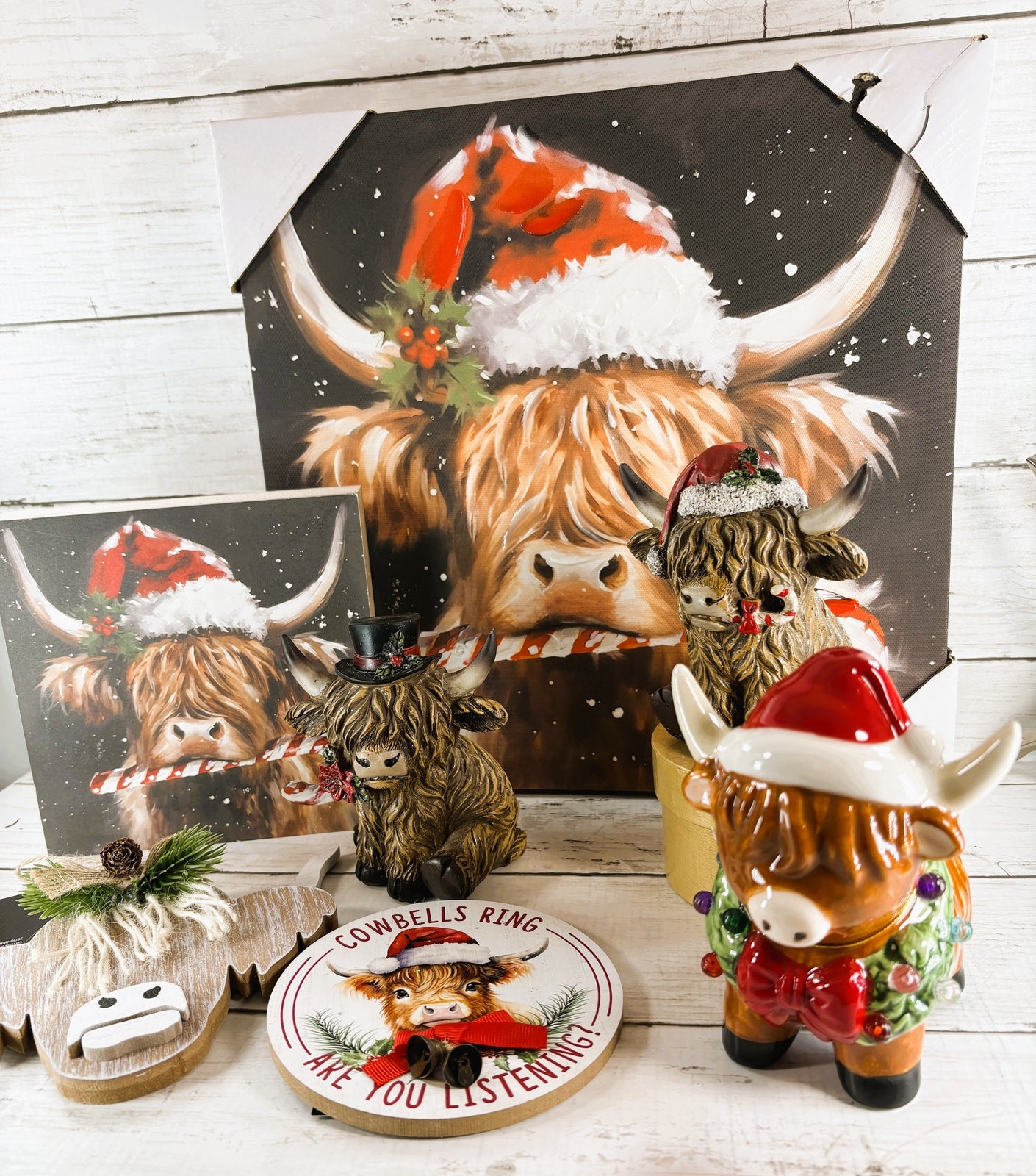 HL Christmas Decor - Scottish Highland Cow