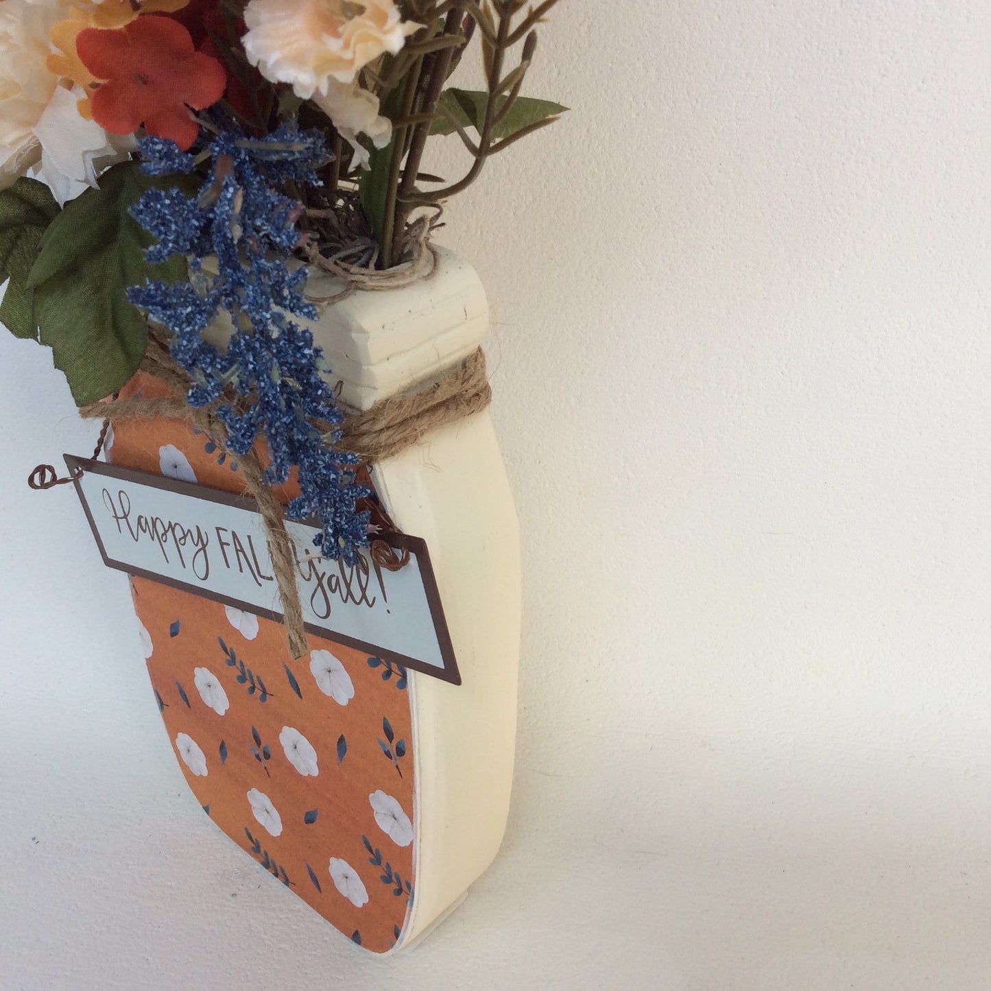 AGD Fall Decor -Happy Fall Y'all Floral Wood Mason Jar Display