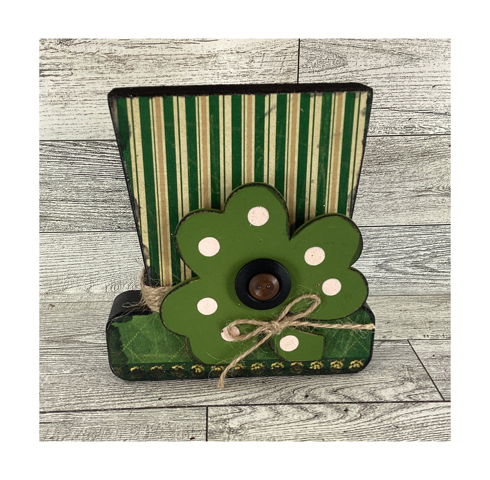 AGD Saint Patrick Decor - Chunky Wood Leprechaun Tophat Sitter