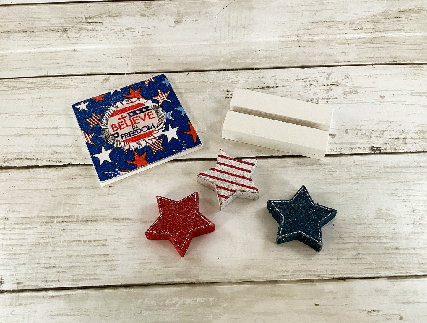 AGD Patriotic Decor - July 4th Believe Freedom Tier Tray Sign & Stars