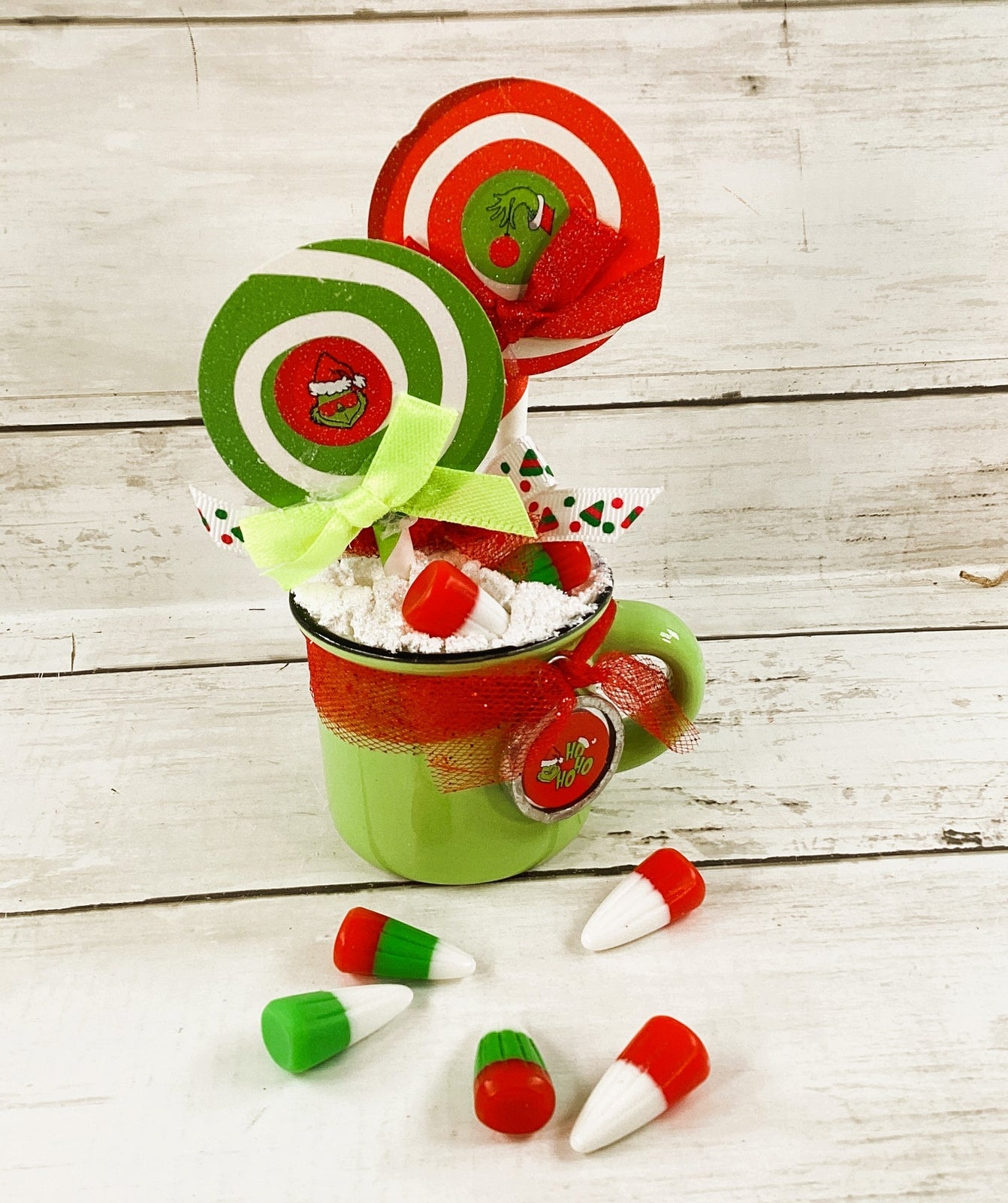 AGD Christmas Decor - Whimsy Red Green Mini Mug Latte Cup