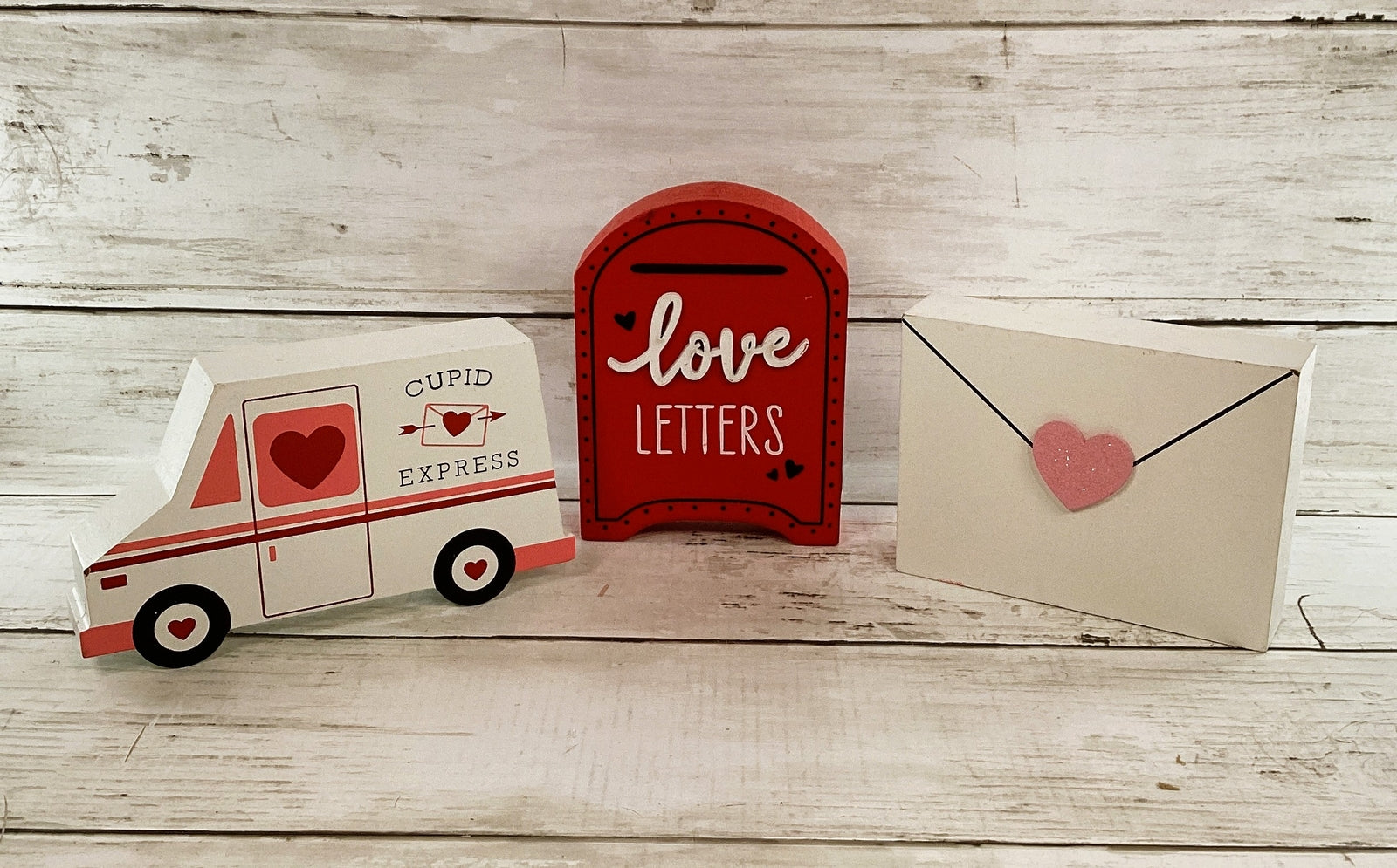 HL Valentines Decor - Postal Truck Letter Mailbox Chunky Wood 3pc