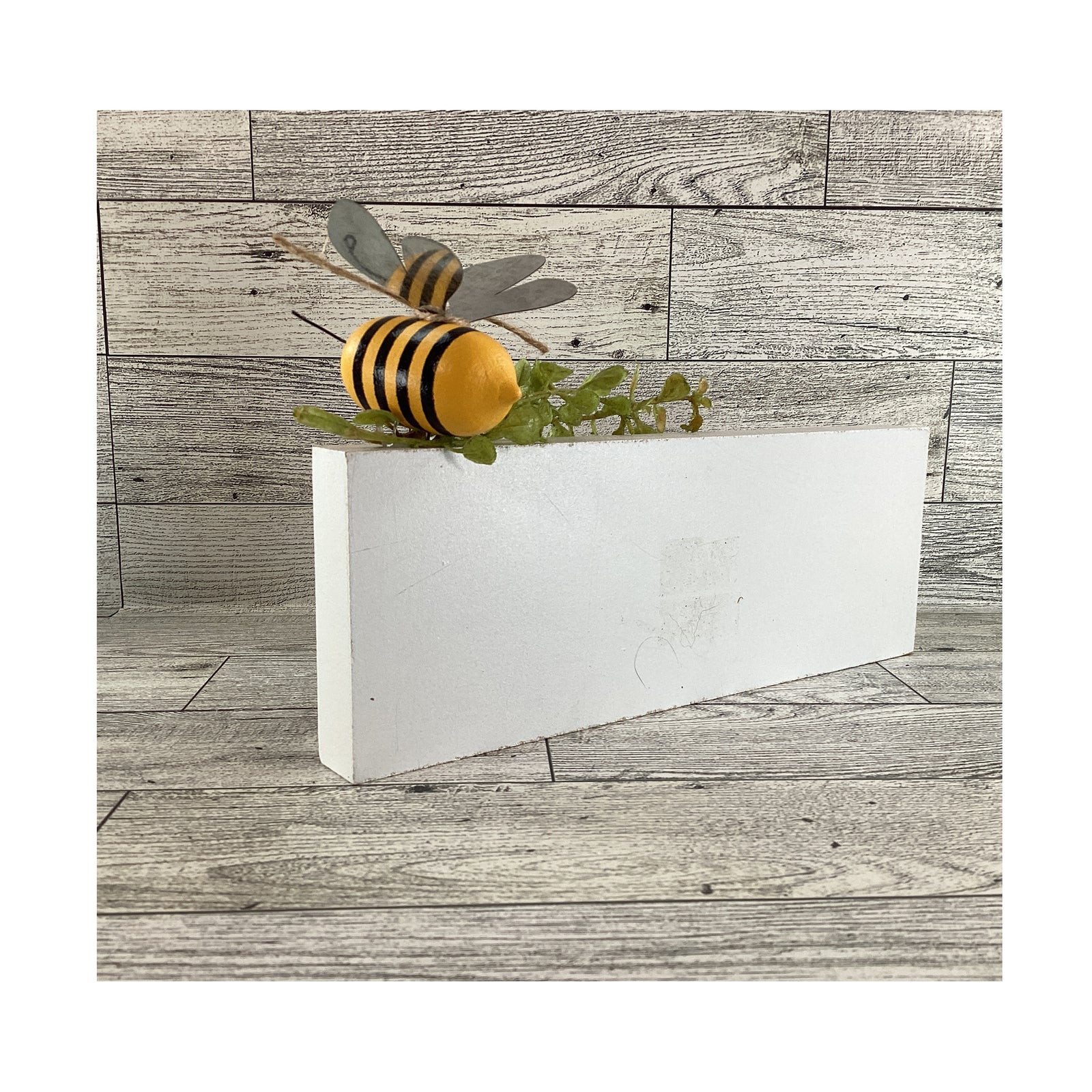 AGD Summer Decor - Bee Theme Buzzed Galvanized Tin Small Display