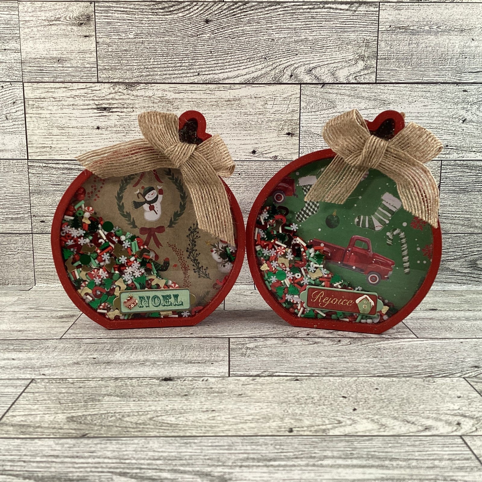 Christmas Decor - Ornament Shape Chunky Wood Dry Shaker 2pc Set