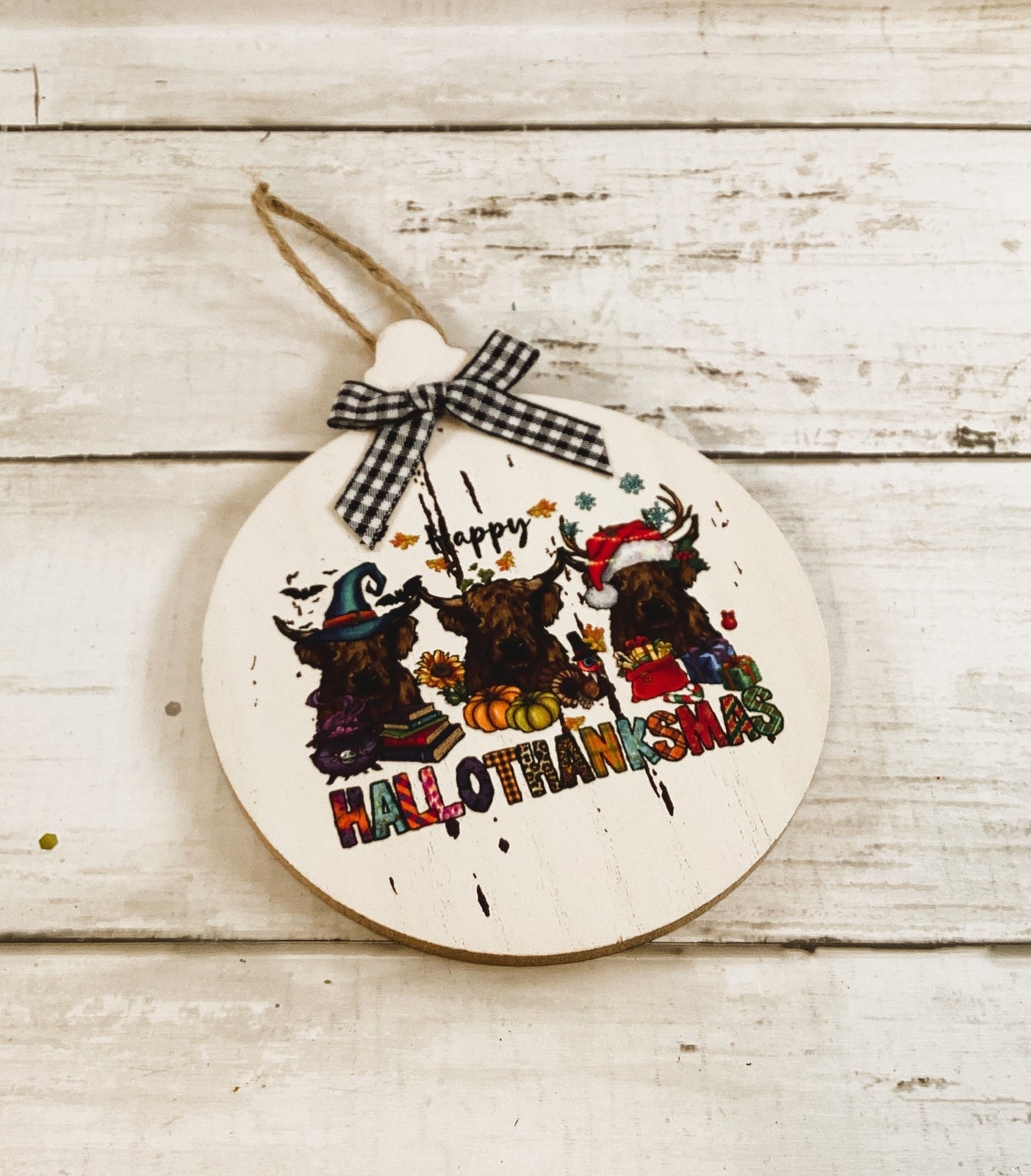 AGD Christmas Decor - Highland Cow Happy Hallothankmas Seasonal Ornament