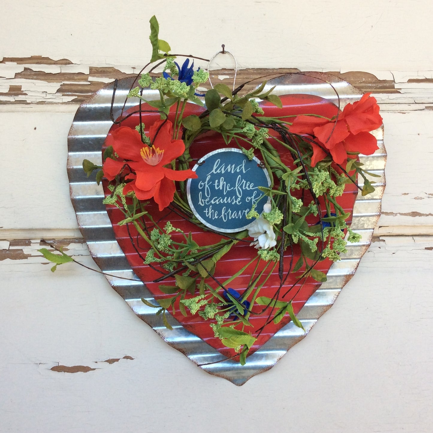 AGD Patriotic Decor - Land of the Free Farmhouse Tin Metal Heart