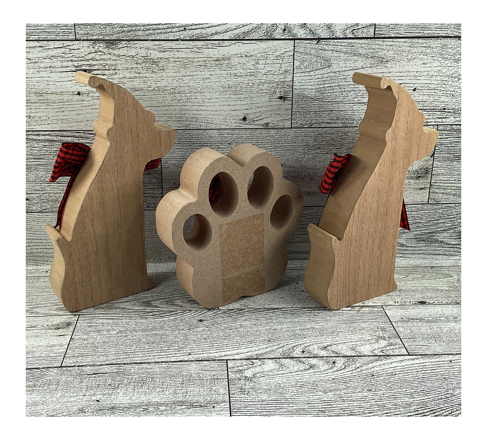 AGD Christmas Decor -Puppy Dog Santa Paw Tier Tray 3pc Set