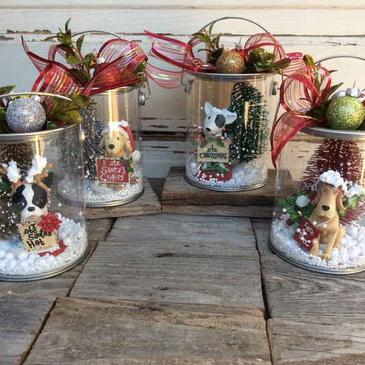 AGD Christmas Decor – Resin Naughty Puppy Dog Dome Pail Display 4pc