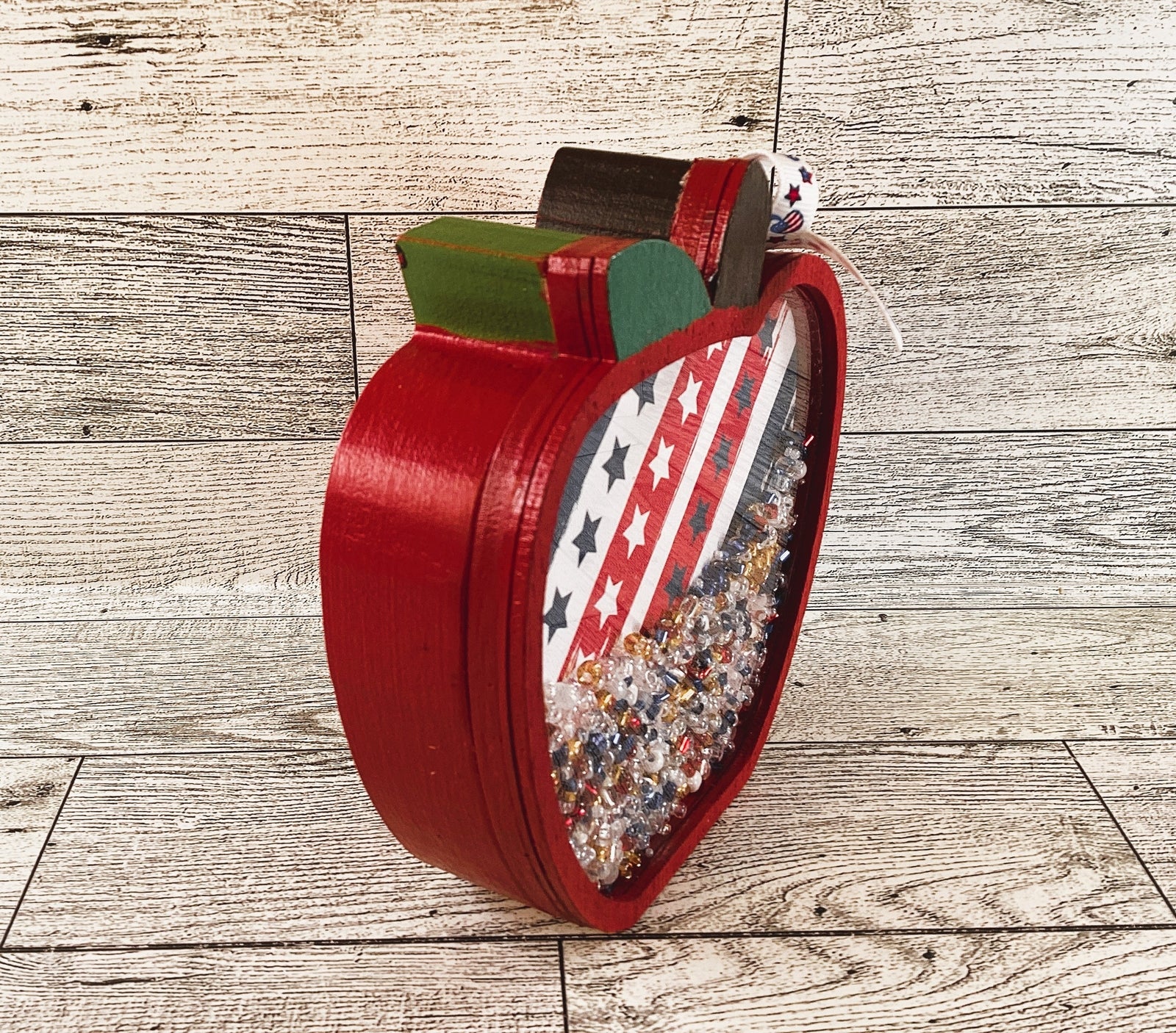 AGD Patriotic Decor - Red White Blue July 4th Apple Wood Shaker Sitter