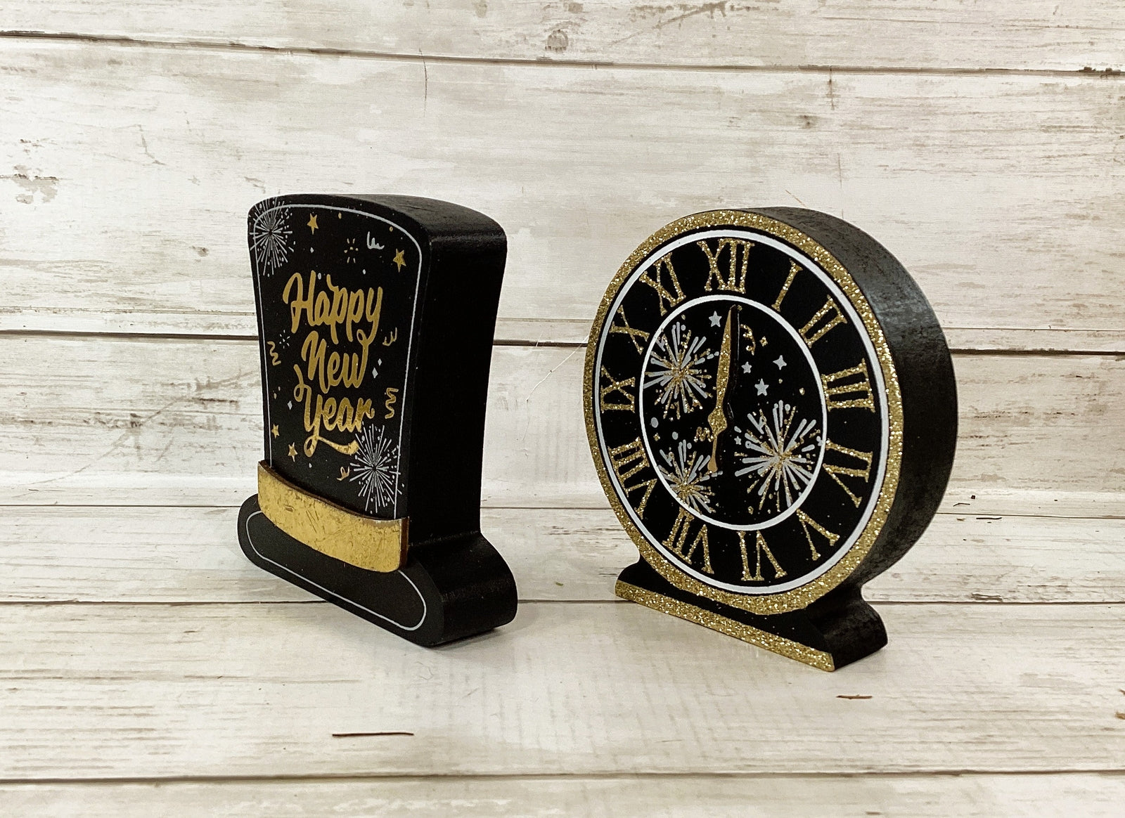 HL New Year's Eve Decor - Top Hat Clock Wood Sign Sitters 2pc
