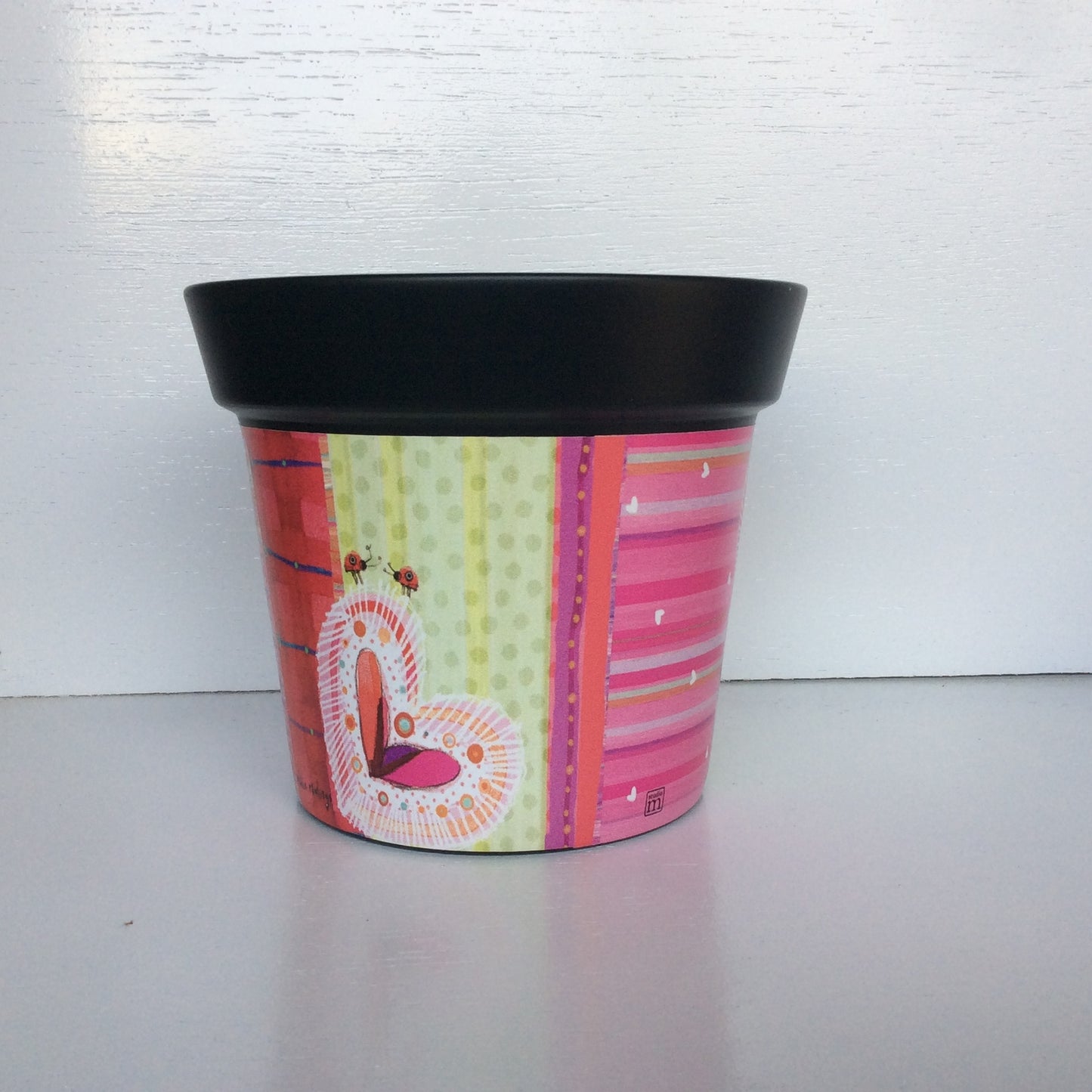 Studio M Valentines Day Decor - XOXO Planter Art Pot