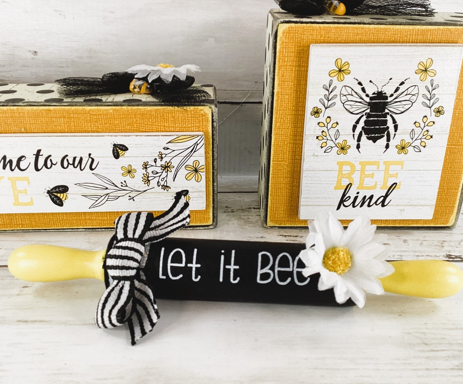 AGD Spring Decor - Summer Bee Theme Tier Tray Decor 4pc Set