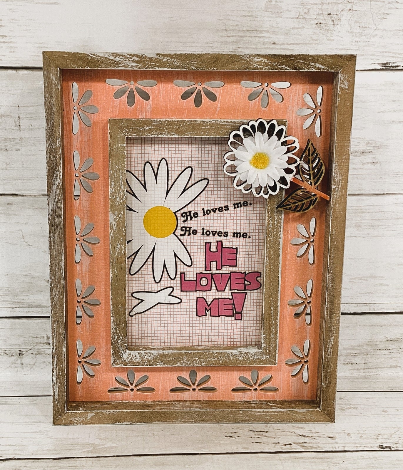 AGD Spring Decor - He Loves Me Wood Daisy Flower Cut-Out Box Sign
