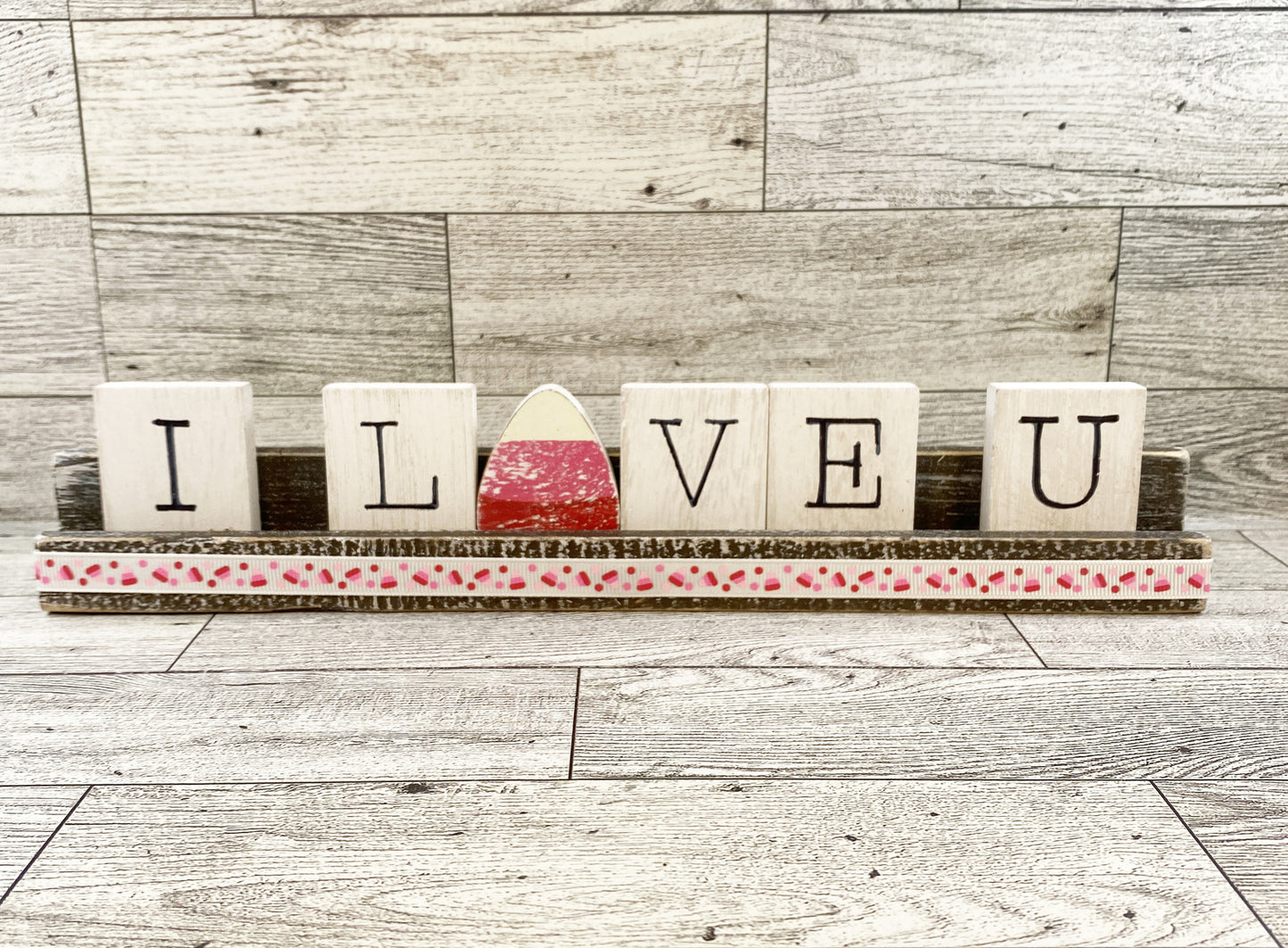 AGD Valentines Decor - I Love You  Candy Corn Tile Tray Decor